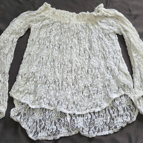 Abercrombie & Fitch woman's lacy top blouse size XS - Picture 4 of 9